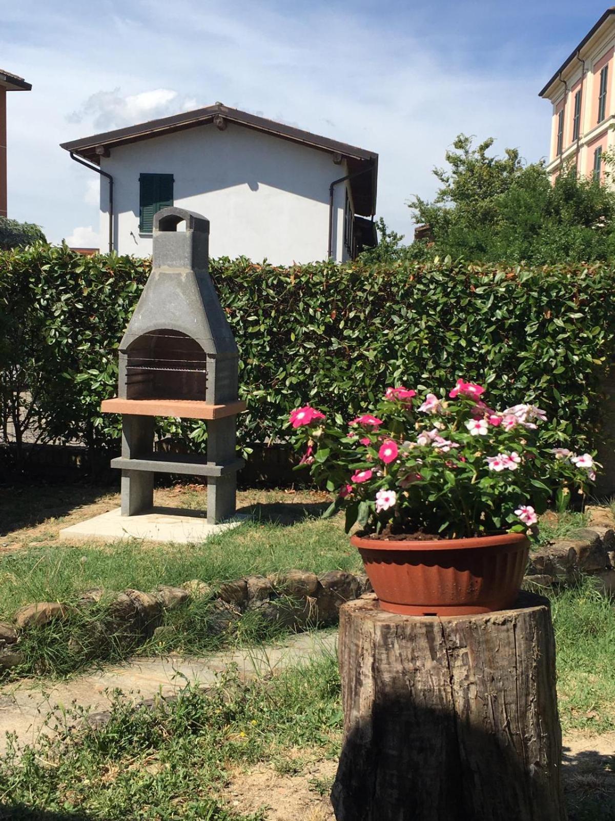 Casa Gatti: Villa Con Giardino Con Accesso Indipendente Rivanazzano Terme Ngoại thất bức ảnh